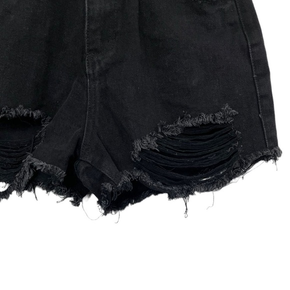 𝅺Princess Polly Elise Distressed Denim Shorts Black NWT - Picture 5 of 14
